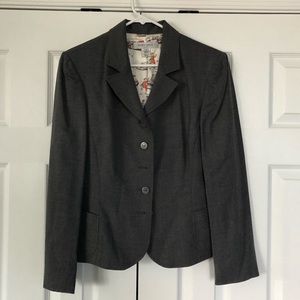 Grey blazer